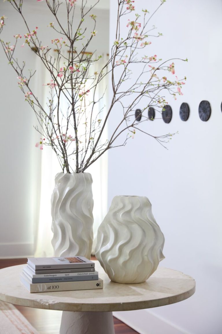 Thessaly Vase Tall - Image 4