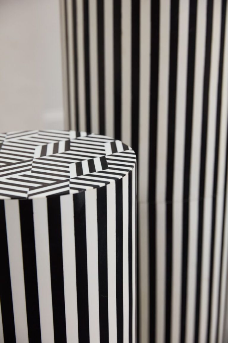 Contrast Column Tall - Image 4