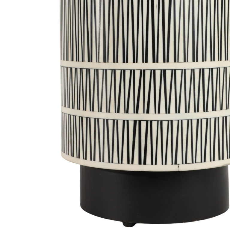 GOBIEL BLACK & WHITE COLUMN/ACCENT TABLE - Image 4