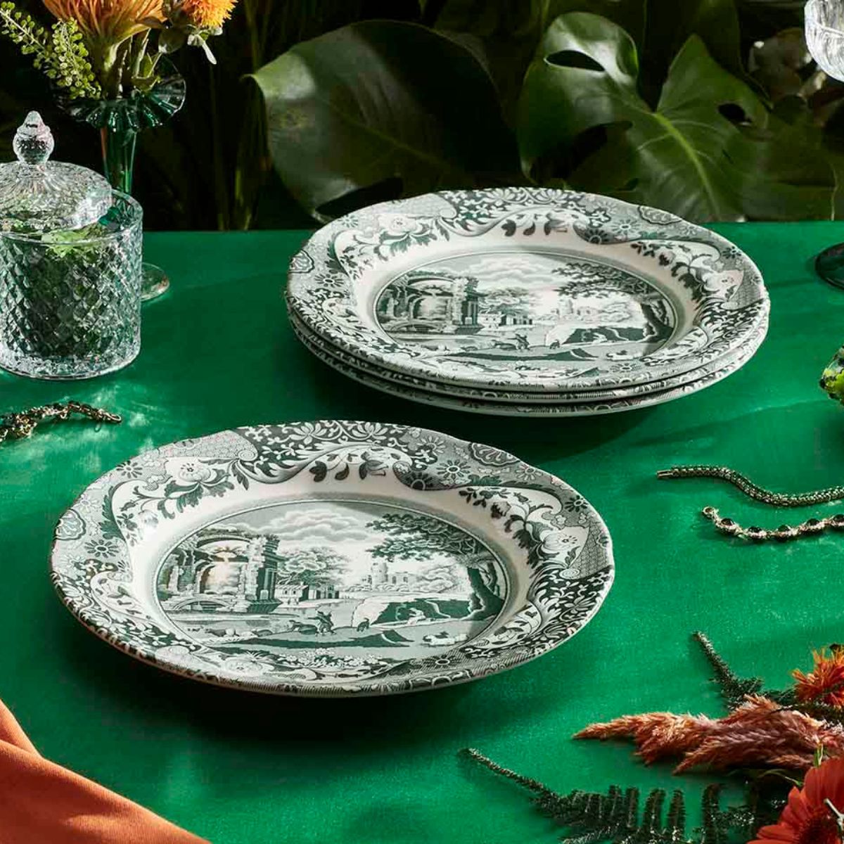 Heritage Green Italian Place Setting - Image 2